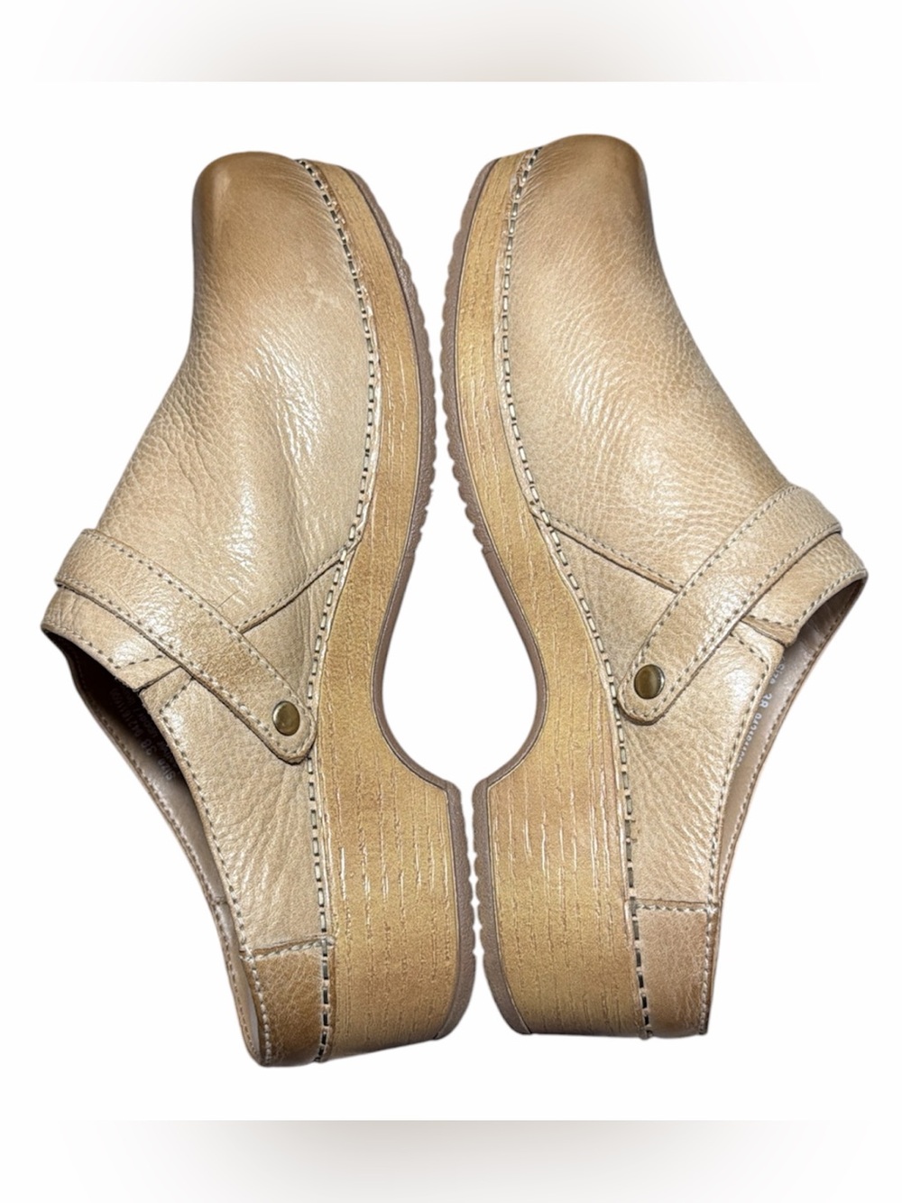 NWOT Dansko Berry Mule Clog Distressed Tan Size 38 - Picture 3 of 7